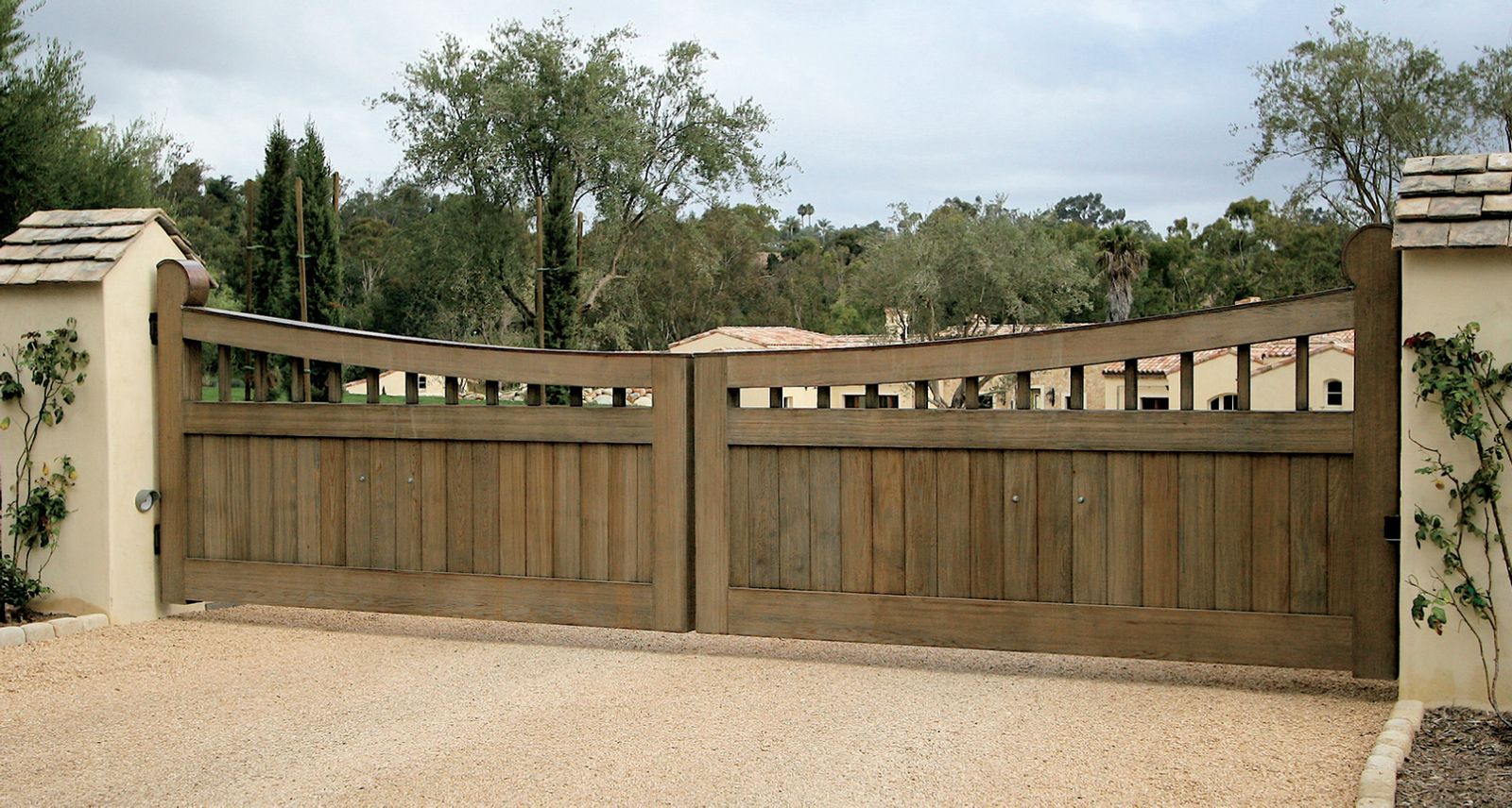 Entry Gates - Ranch House Doors